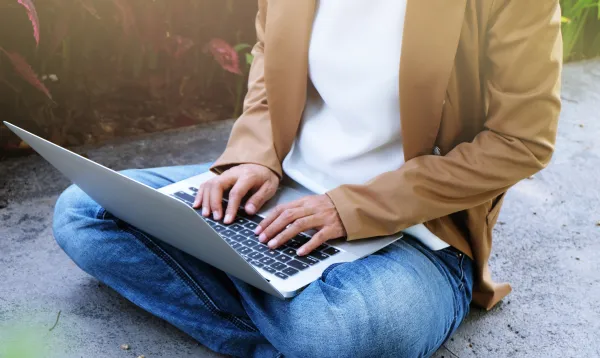 Trabalhos freelance e para clientes - Dechecker